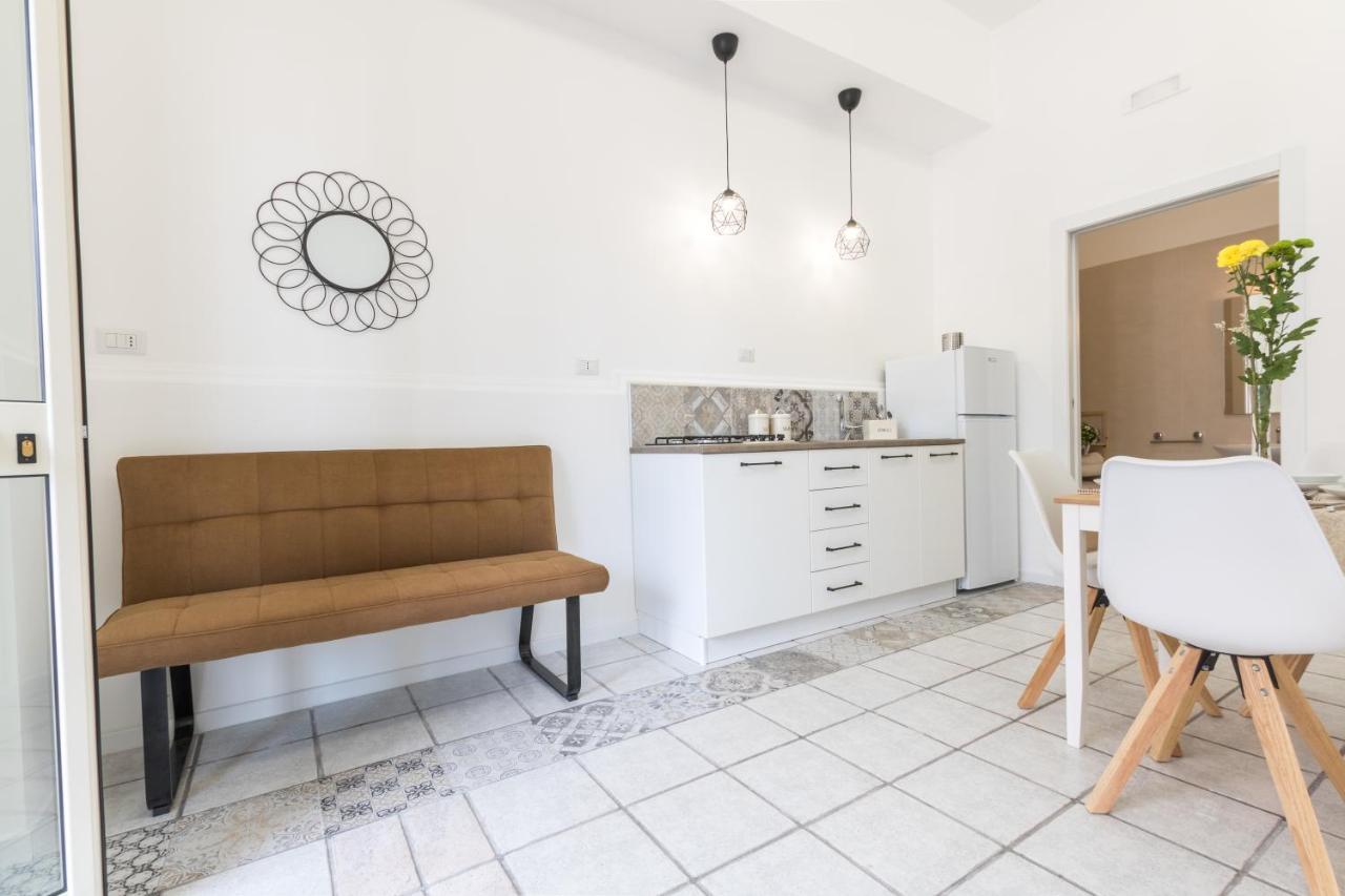 La Gemma Del Salento Rooms&Apartments Racale Exterior photo
