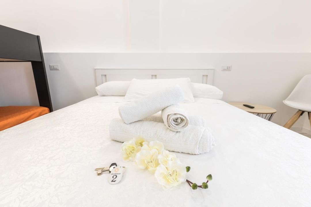 La Gemma Del Salento Rooms&Apartments Racale Exterior photo