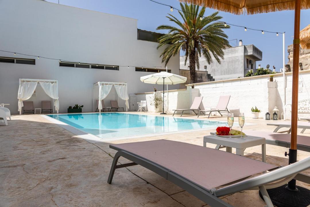 La Gemma Del Salento Rooms&Apartments Racale Exterior photo