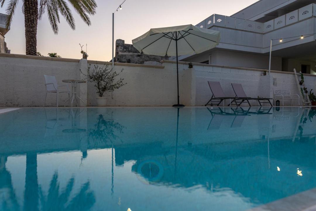 La Gemma Del Salento Rooms&Apartments Racale Exterior photo